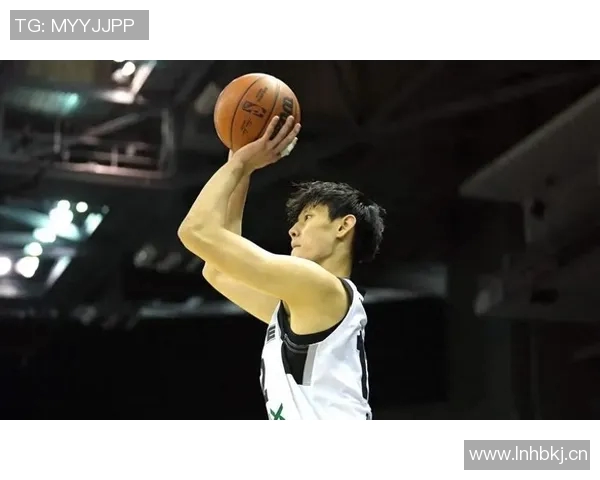 2016年首钢与新疆篮球对决回顾精彩瞬间与赛场激情再现